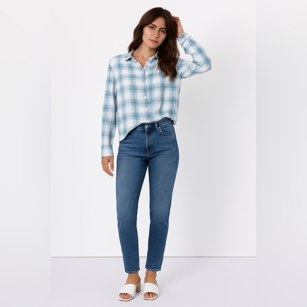NWT Lulus Women's MEDIUM Naturally Cute Light Blue Plaid Button-Up Top Viscose B
